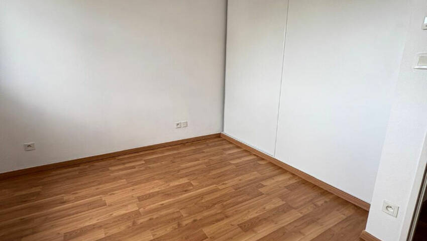 58848901f - Attribut alt par défaut.