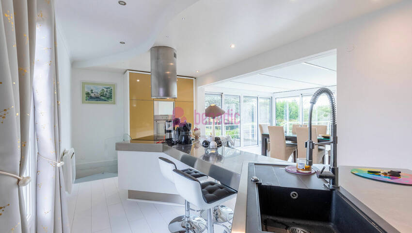 57692131e - Attribut alt par défaut.