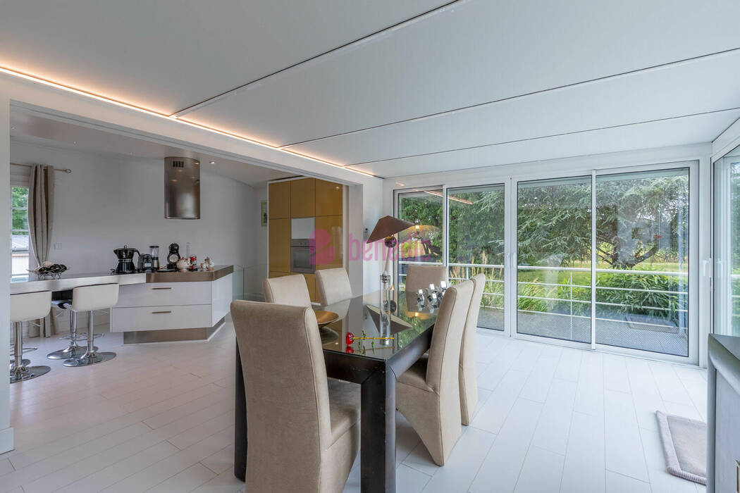 57692131h - Attribut alt par défaut.