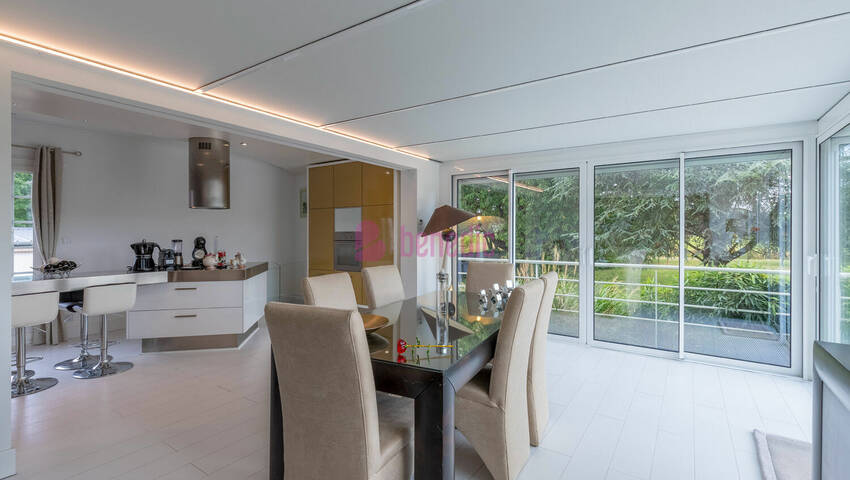 57692131h - Attribut alt par défaut.