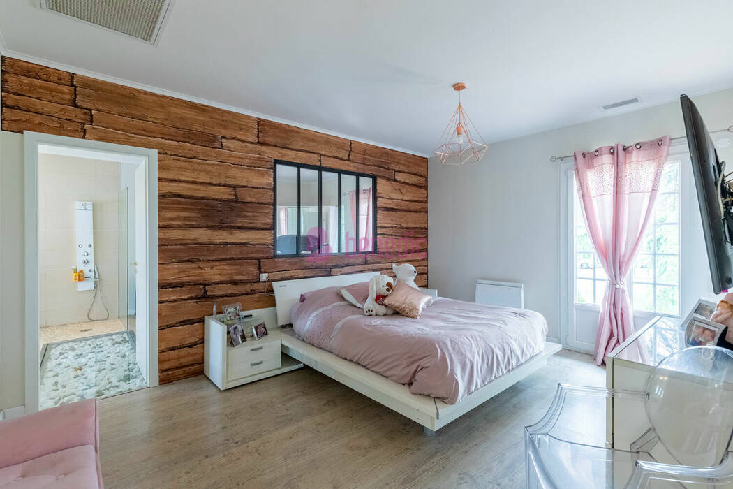 57692131k - Attribut alt par défaut.