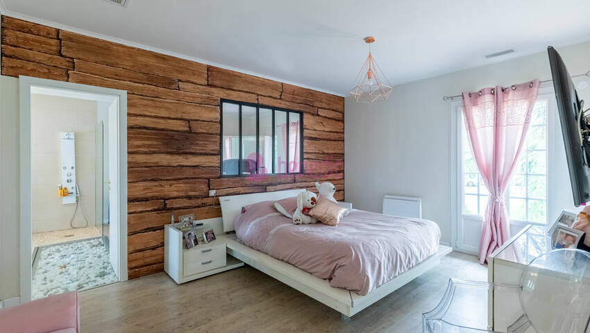 57692131k - Attribut alt par défaut.