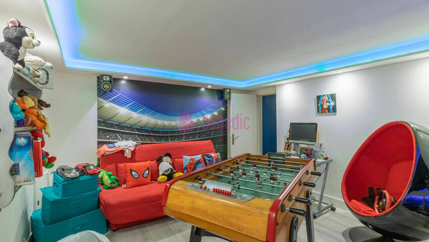 57692131q - Attribut alt par défaut.