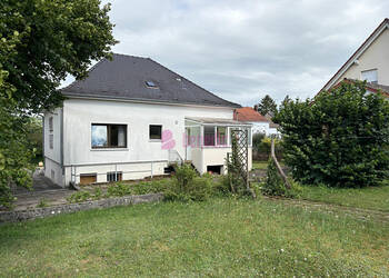 58807678c - Attribut alt par défaut.