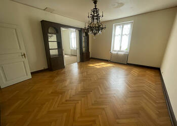 58814958b - Attribut alt par défaut.