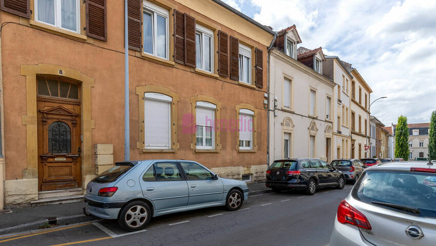 58816099a - Attribut alt par défaut.