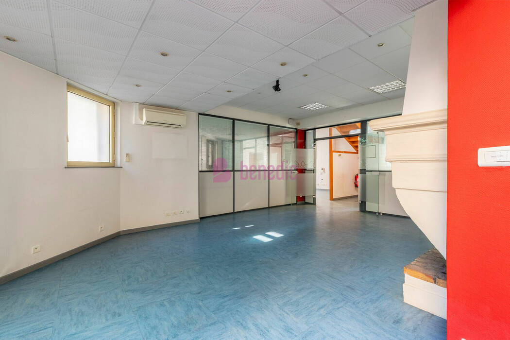 58411903g - Attribut alt par défaut.