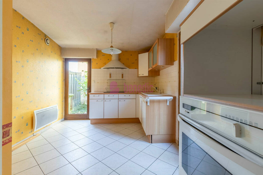 58411903k - Attribut alt par défaut.