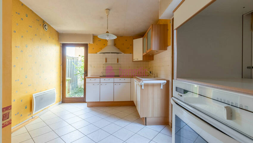 58411903k - Attribut alt par défaut.