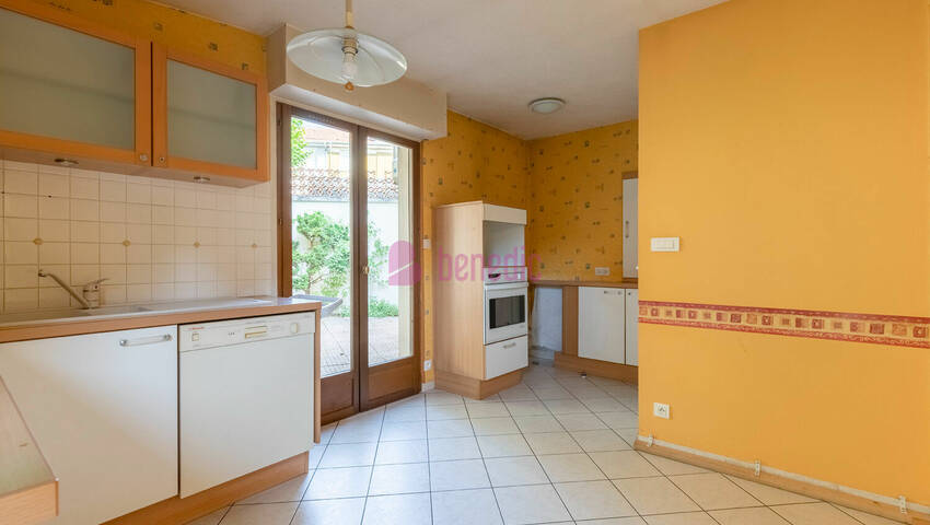 58411903l - Attribut alt par défaut.