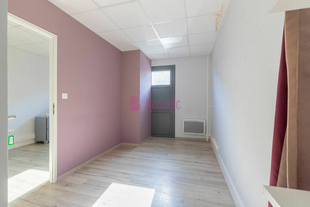 58411903m - Attribut alt par défaut.