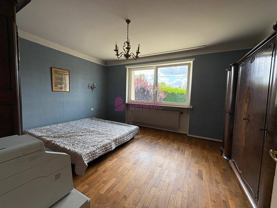 58936902g - Attribut alt par défaut.