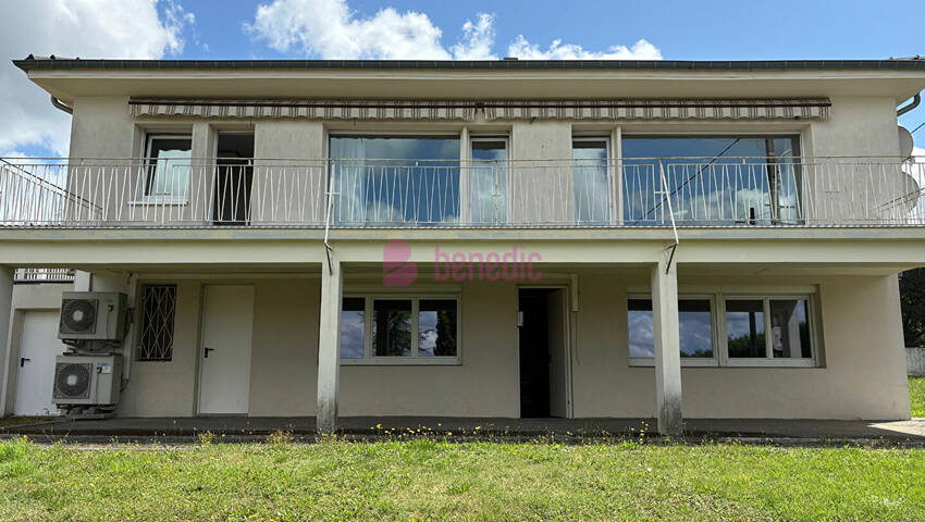 58936902b - Attribut alt par défaut.