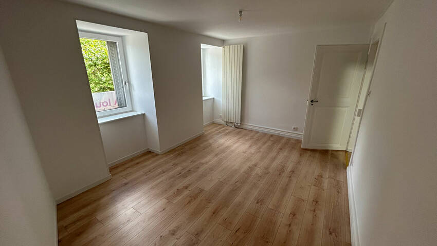 57169791c - Attribut alt par défaut.