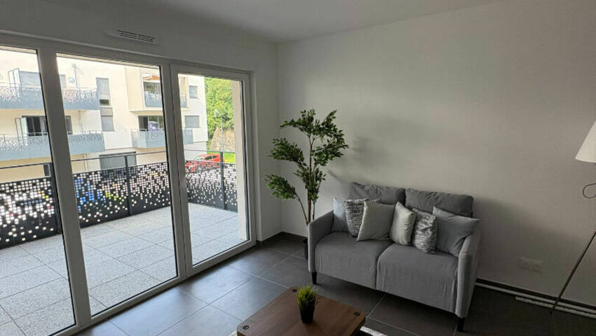 58867977d - Attribut alt par défaut.