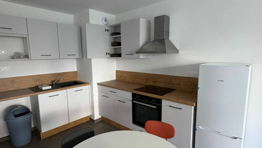 58867977g - Attribut alt par défaut.