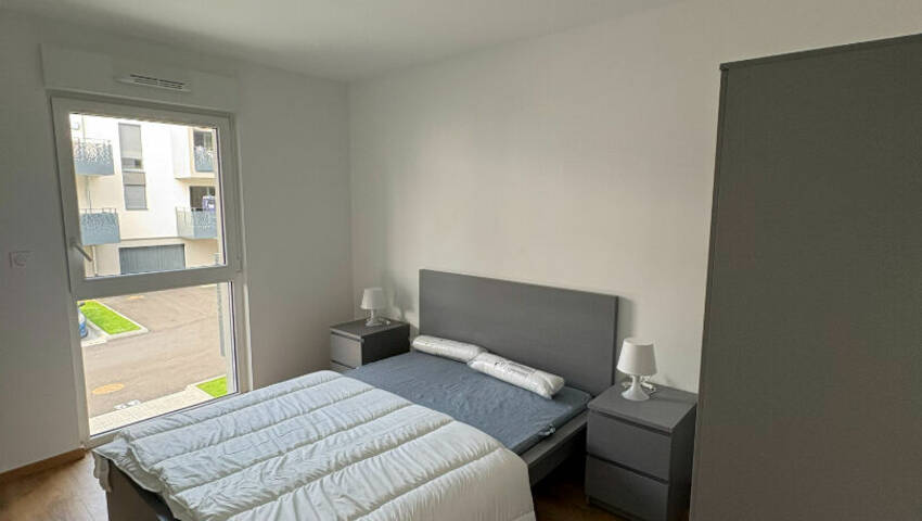 58867977j - Attribut alt par défaut.