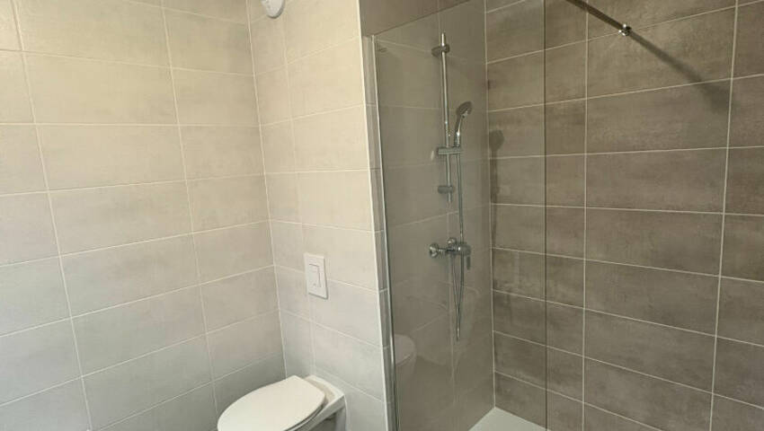 58867977m - Attribut alt par défaut.