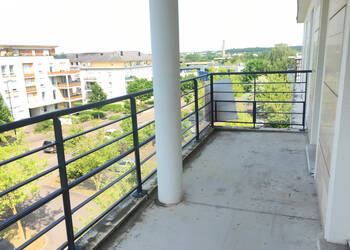 4253640b - Attribut alt par défaut.