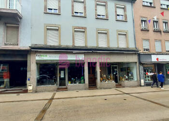 58968867b - Attribut alt par défaut.