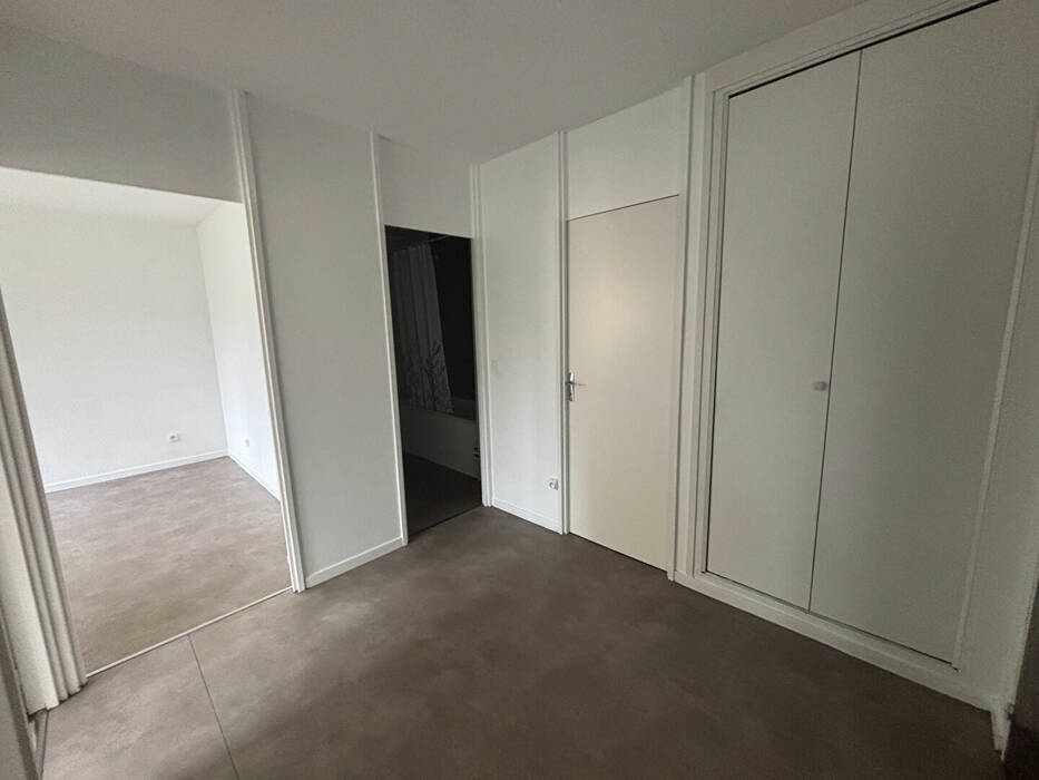 59027790b - Attribut alt par défaut.