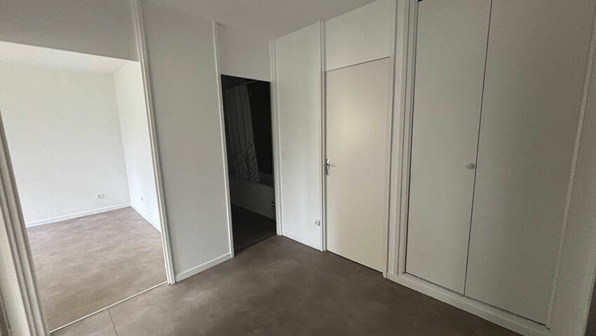 59027790b - Attribut alt par défaut.