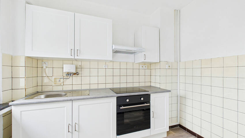 59027188b - Attribut alt par défaut.