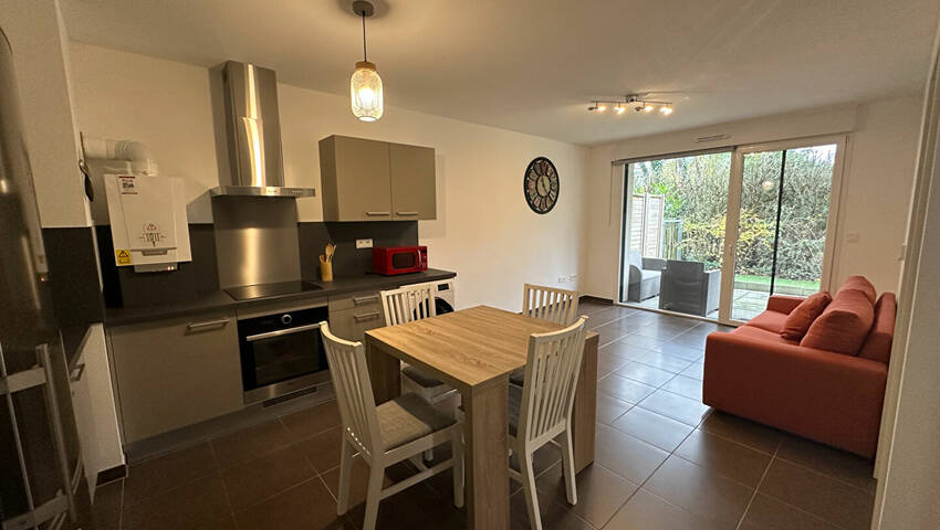 58967794b - Attribut alt par défaut.