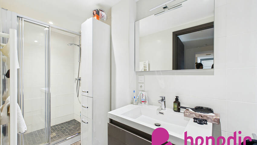 59033744h - Attribut alt par défaut.