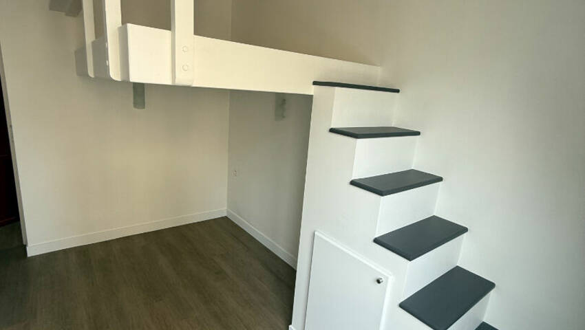 59053753c - Attribut alt par défaut.