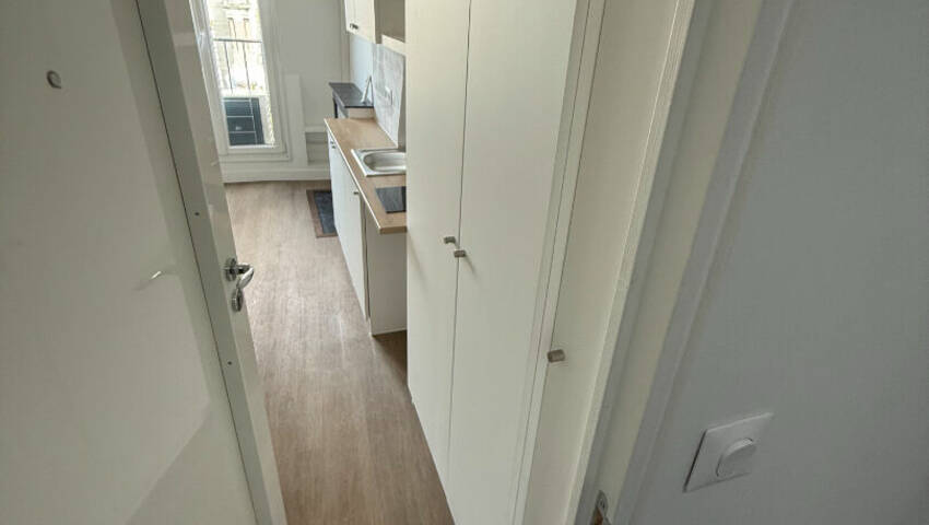 59053753d - Attribut alt par défaut.