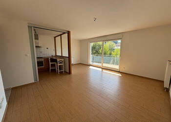 59072535a - Attribut alt par défaut.