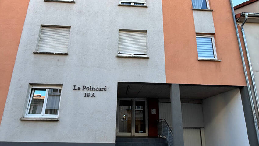 59072535c - Attribut alt par défaut.