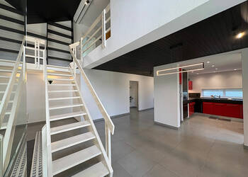 59073189b - Attribut alt par défaut.