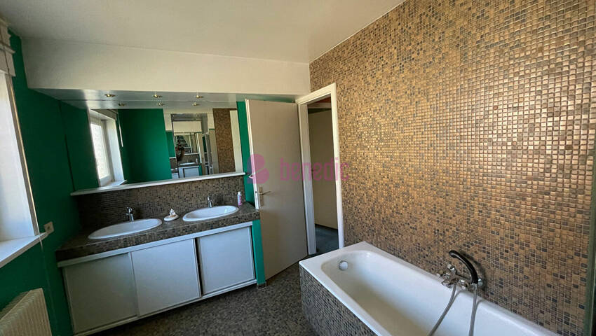 59073189k - Attribut alt par défaut.