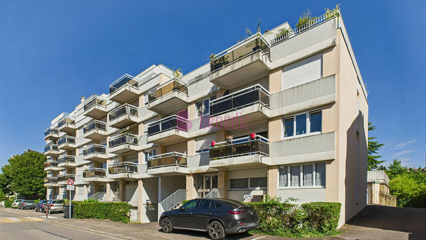 59033265g - Attribut alt par défaut.