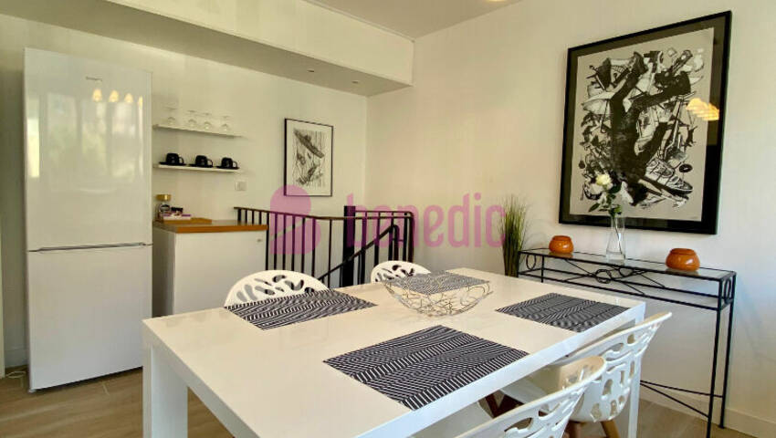 59033265e - Attribut alt par défaut.