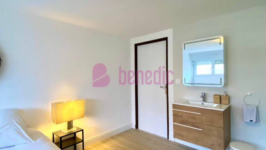 59033265n - Attribut alt par défaut.