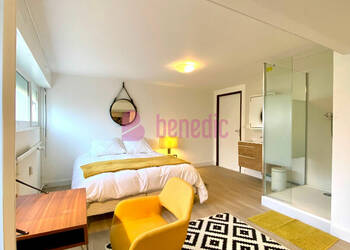 59033265b - Attribut alt par défaut.