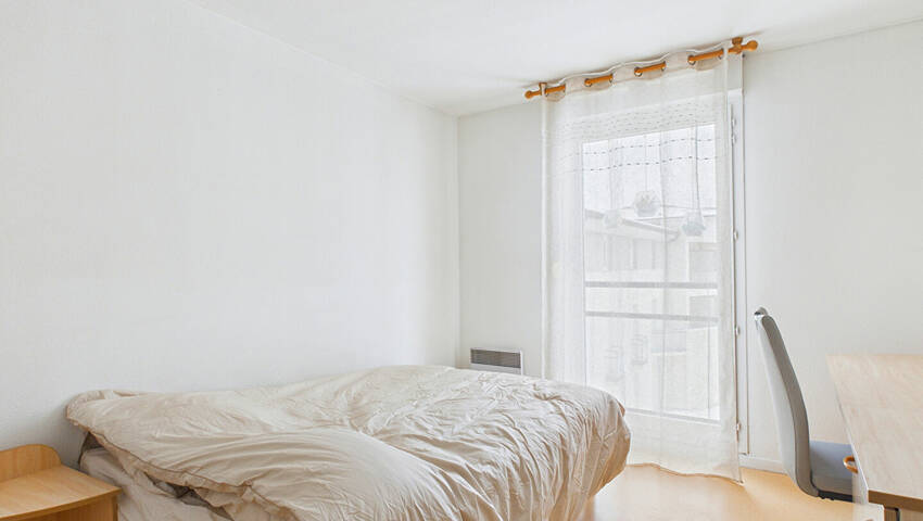 59056944b - Attribut alt par défaut.