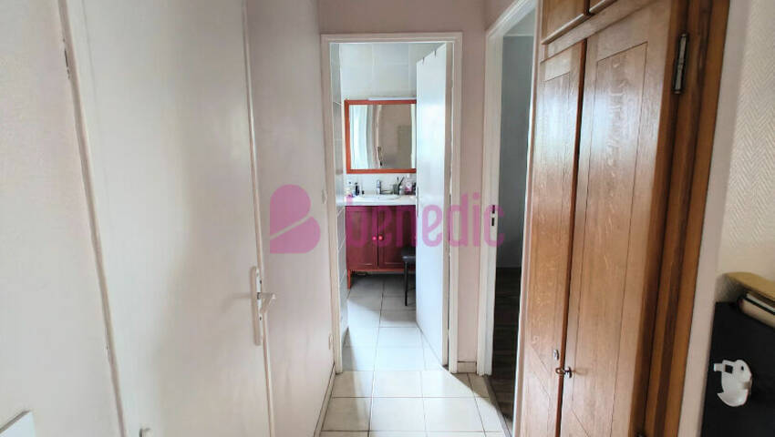 59089031e - Attribut alt par défaut.