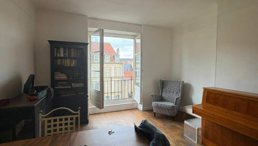 59035107b - Attribut alt par défaut.