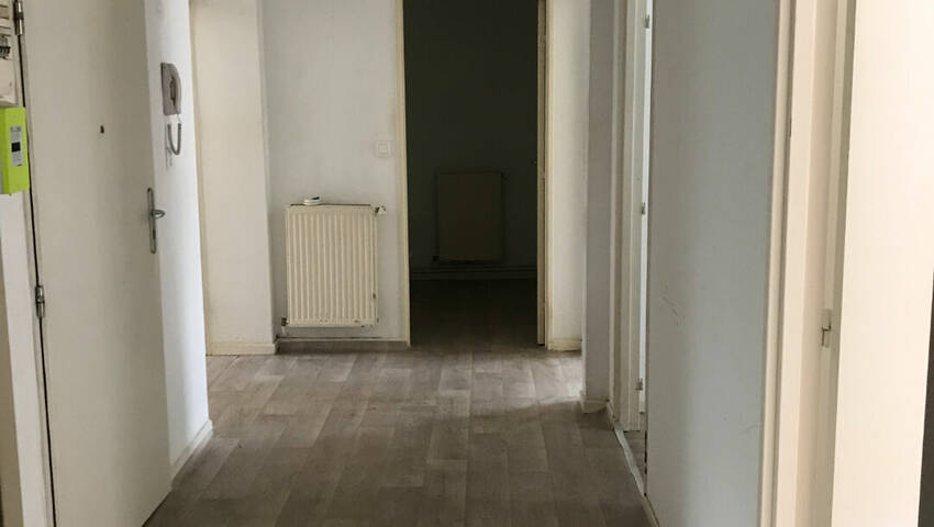 59096519a - Attribut alt par défaut.