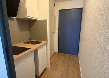 59113504b - Attribut alt par défaut.