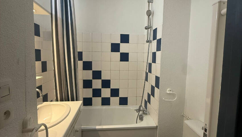 59113504e - Attribut alt par défaut.