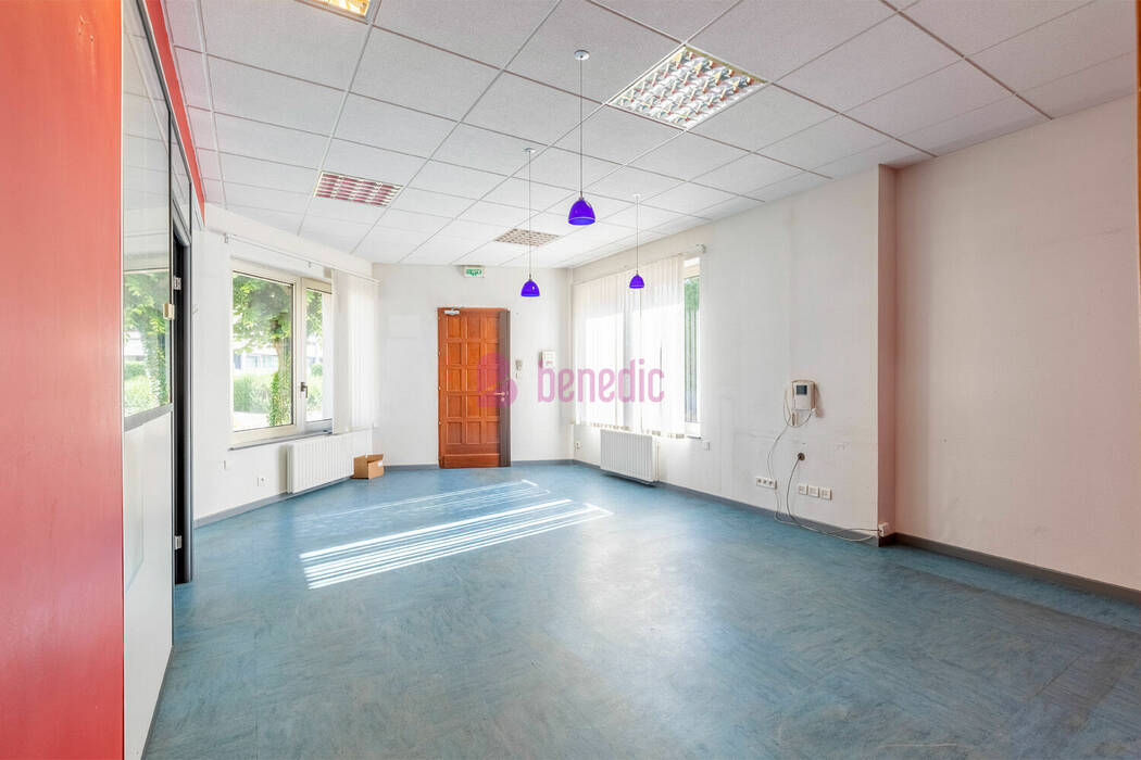 59132440g - Attribut alt par défaut.