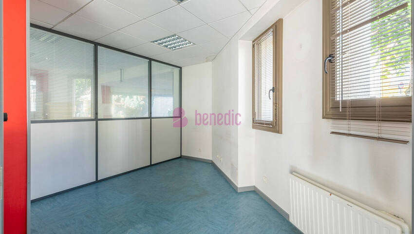 59132440h - Attribut alt par défaut.