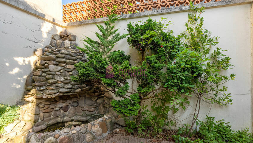 59132440m - Attribut alt par défaut.