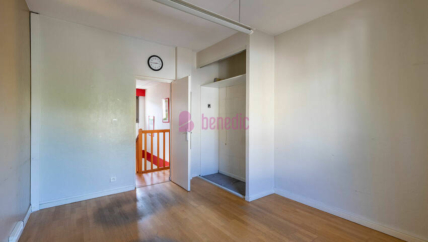 59132440r - Attribut alt par défaut.