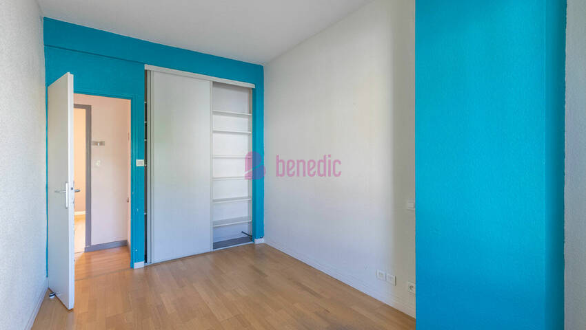 59132440t - Attribut alt par défaut.